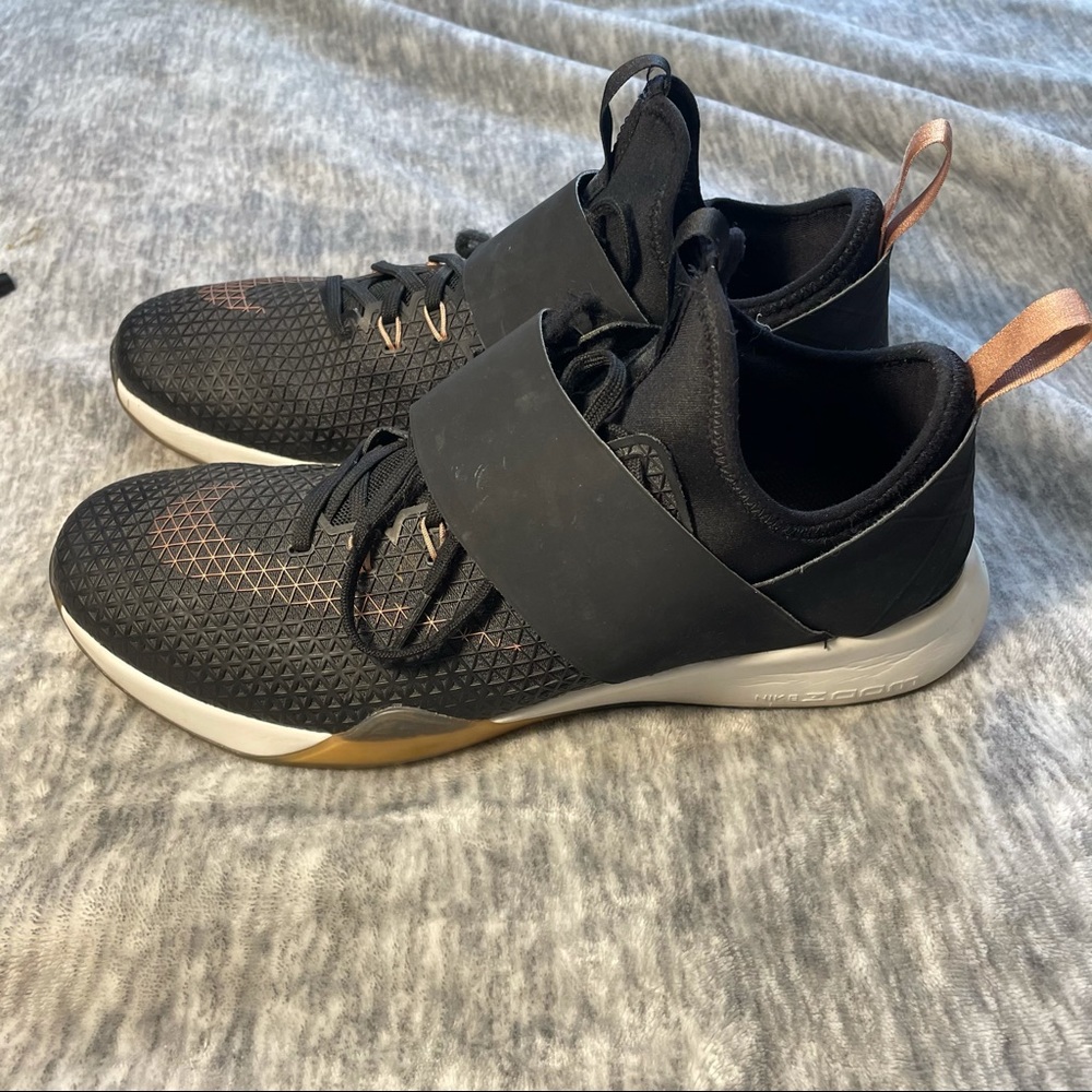 Nike Women Air Zoom  Training Black Rose Gold